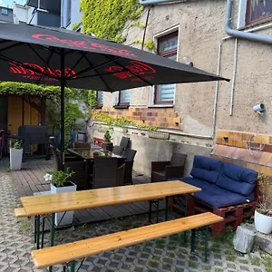 Schoene In Bestlage Inclusive Parkplatz Leipzig